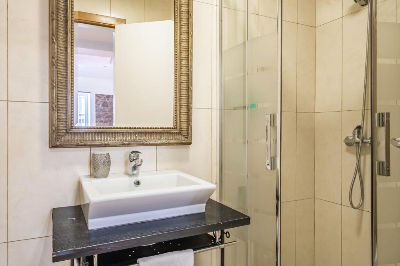 פונשל Cayres Suites Carmo מראה חיצוני תמונה